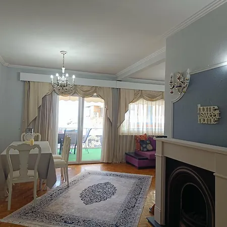 Skyview Apartment *