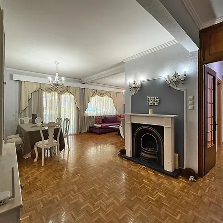 Skyview Apartment *